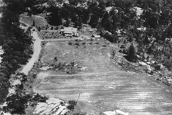 Aerial view of Gunn's Cottage, 1967.