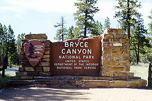 An example of US National Parks signage.