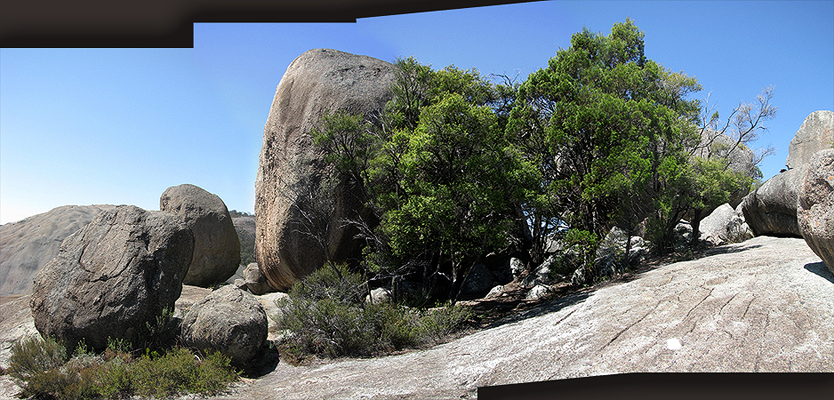 Amongst the boulders is a shady area that's perfect for picnics.